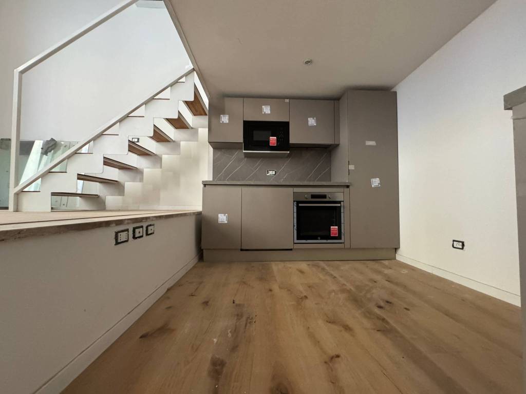 appartamento in vendita a Milano in zona Porta Vittoria