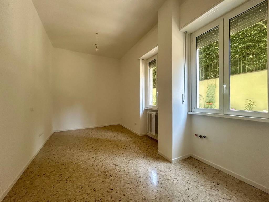appartamento in vendita a Milano in zona Porta Genova
