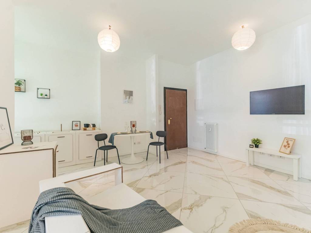appartamento in vendita a Milano in zona Piazzale Lodi