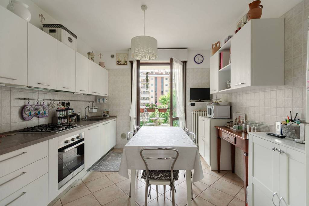 appartamento in vendita a Milano in zona Niguarda