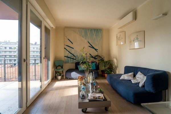 appartamento in vendita a Milano in zona Porta Genova