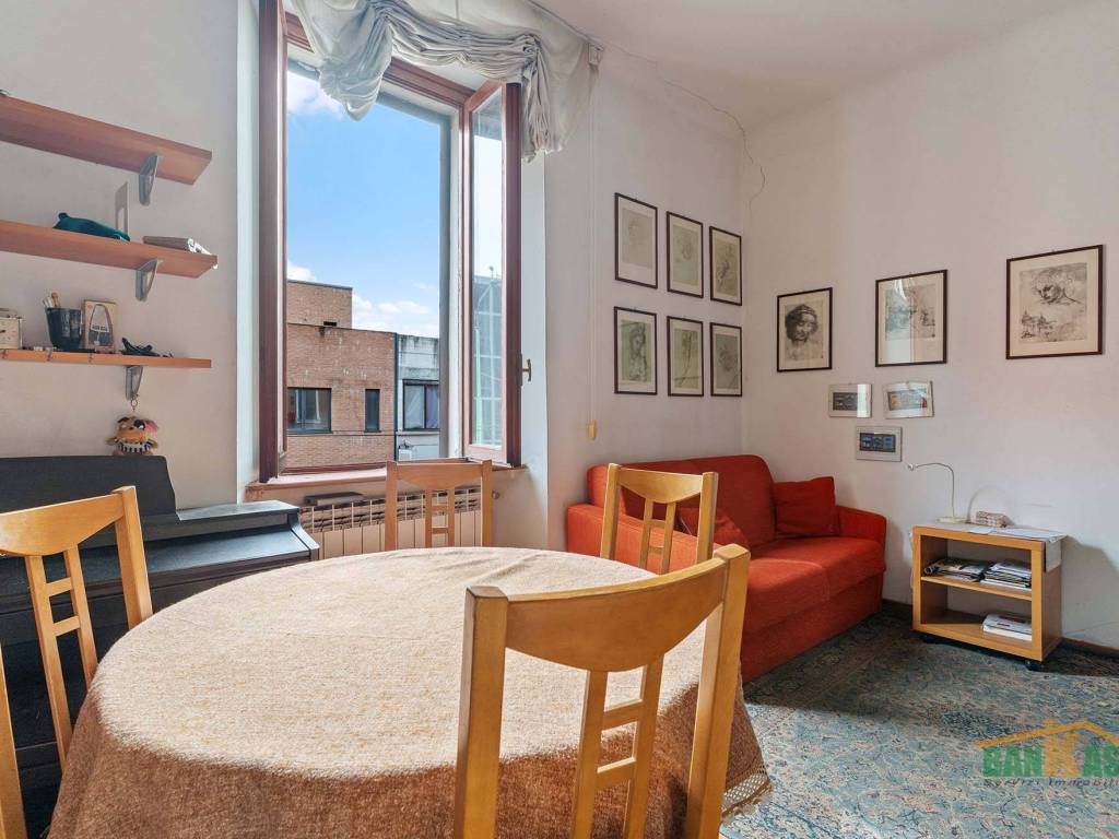 appartamento in vendita a Milano in zona Niguarda