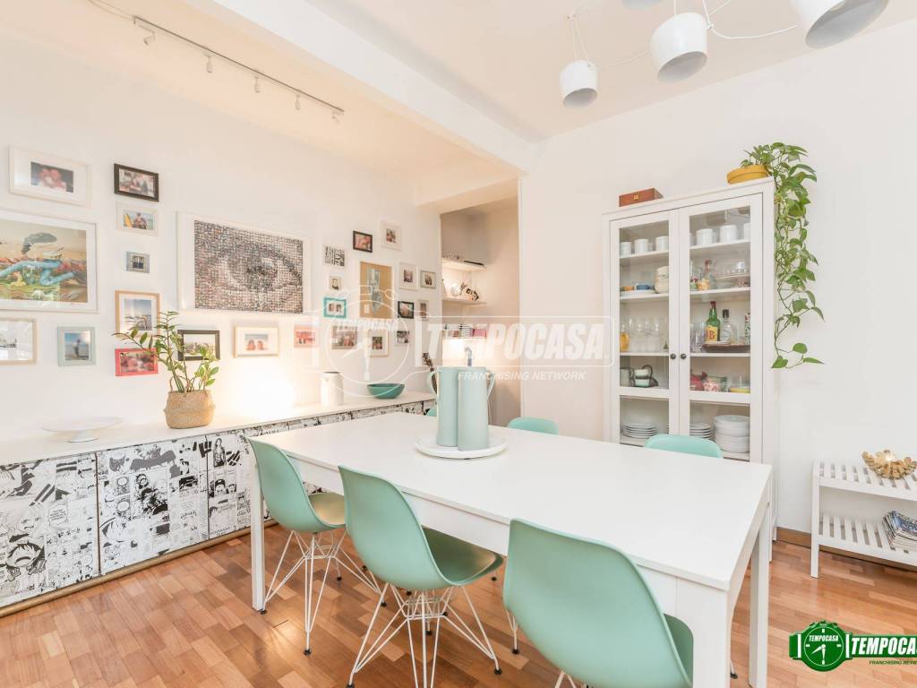 appartamento in vendita a Milano in zona Segnano