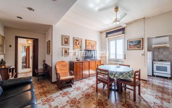 appartamento in vendita a Milano in zona Vigentino