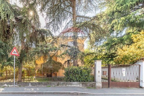 casa indipendente in vendita a Milano in zona Garegnano