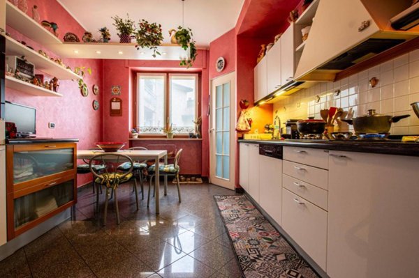 appartamento in vendita a Milano in zona Piazzale Lodi