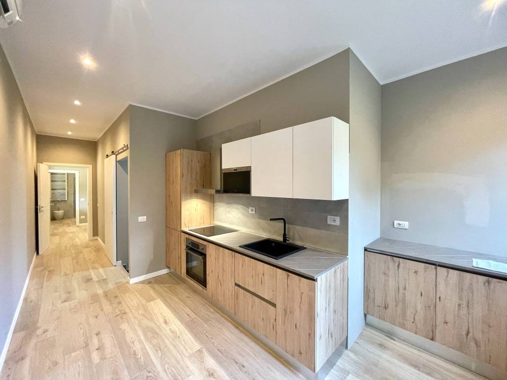 appartamento in vendita a Milano in zona Trenno