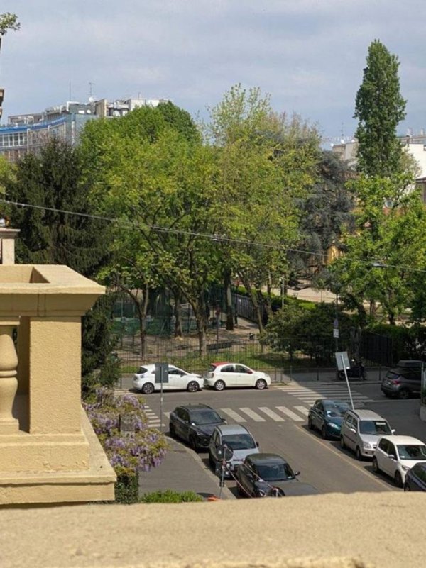 appartamento in vendita a Milano in zona Porta Vigentina