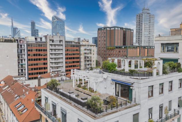 appartamento in vendita a Milano in zona Centro Direzionale