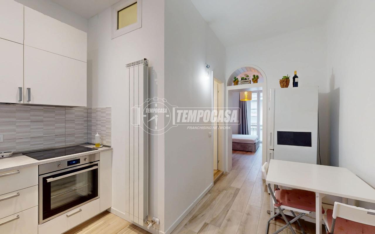 appartamento in vendita a Milano in zona Loreto