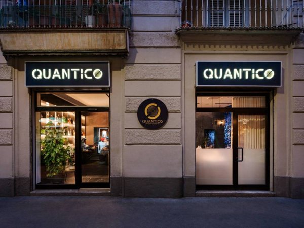 negozio in vendita a Milano in zona Solari