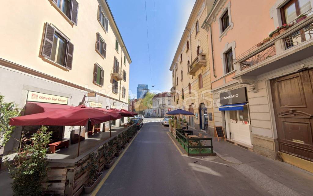 appartamento in vendita a Milano in zona Isola