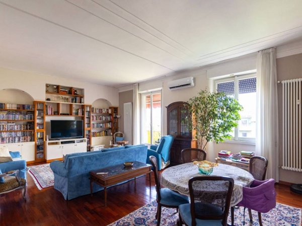 appartamento in vendita a Milano in zona Centro Direzionale