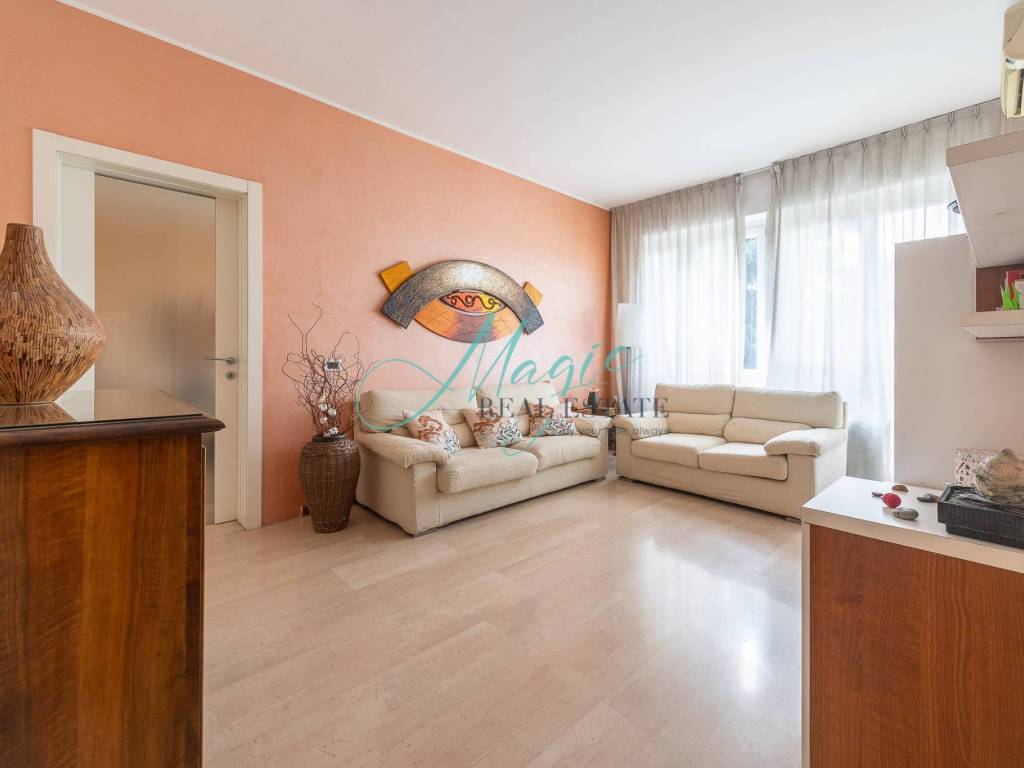 appartamento in vendita a Milano in zona Niguarda
