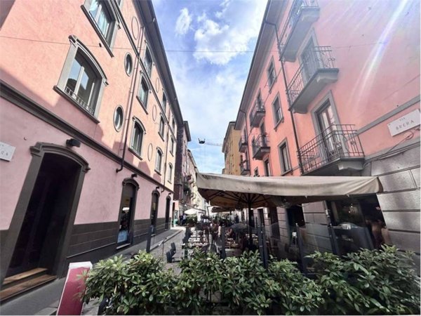 appartamento in vendita a Milano in zona Brera