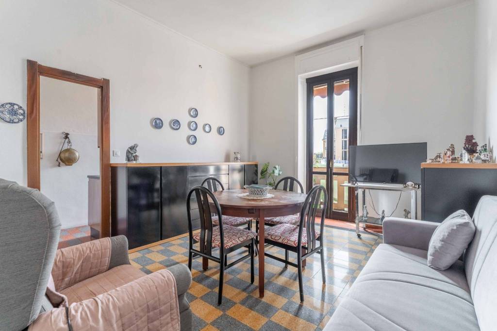 appartamento in vendita a Milano in zona Porta Genova