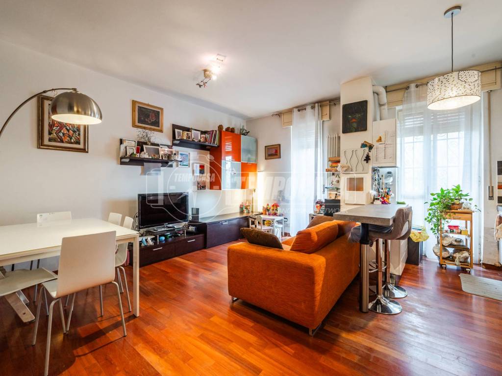 appartamento in vendita a Milano in zona Vigentino