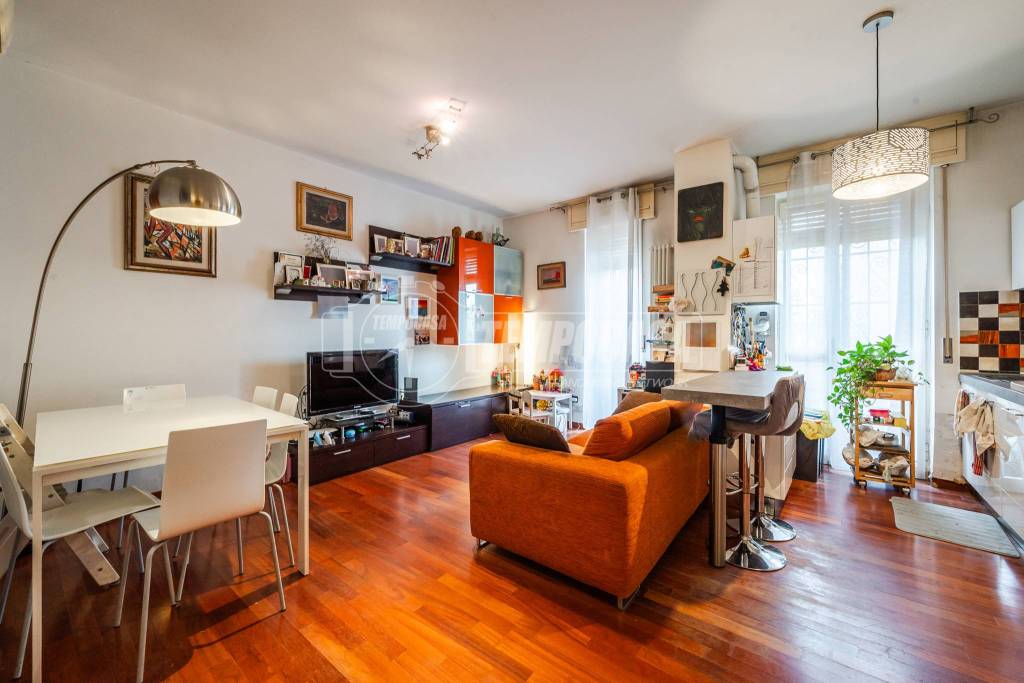 appartamento in vendita a Milano in zona Vigentino