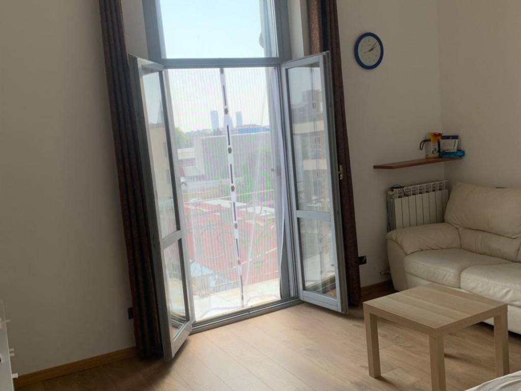 appartamento in vendita a Milano in zona Affori