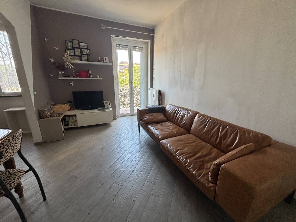 appartamento in vendita a Milano in zona Barona