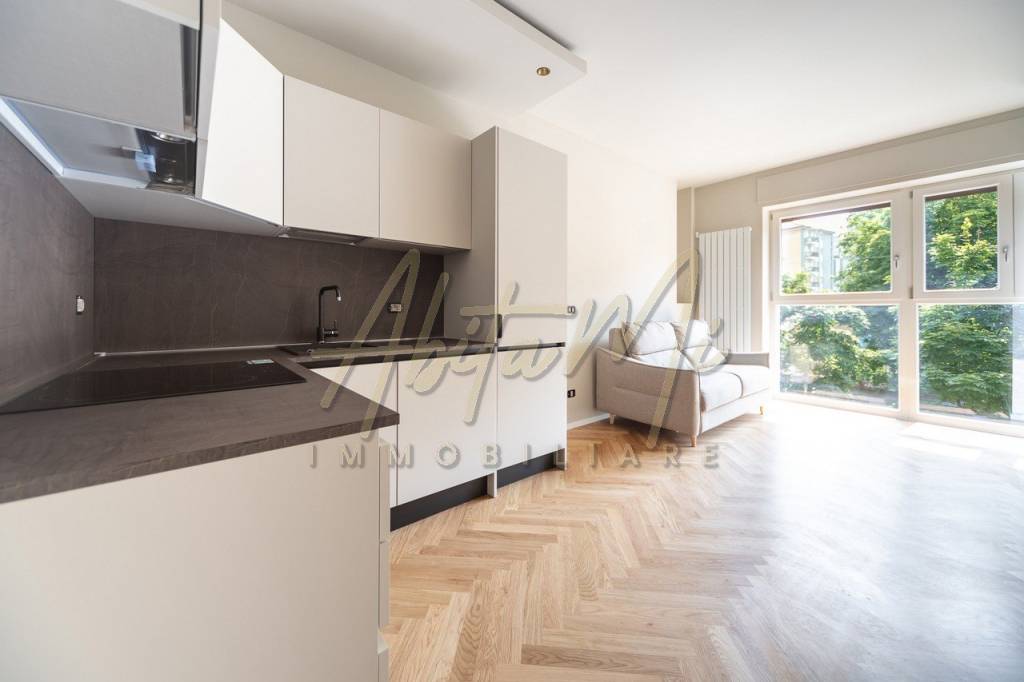 appartamento in vendita a Milano in zona Il Portello