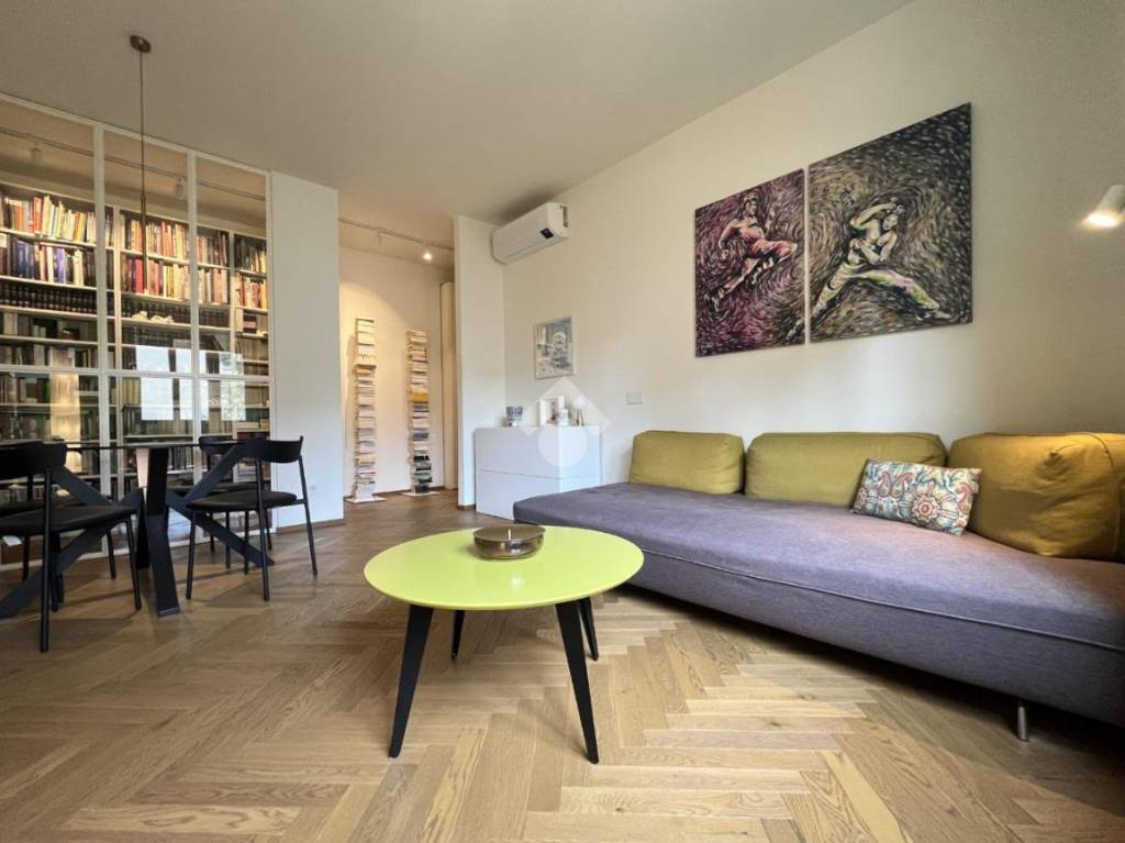 appartamento in vendita a Milano in zona Dergano