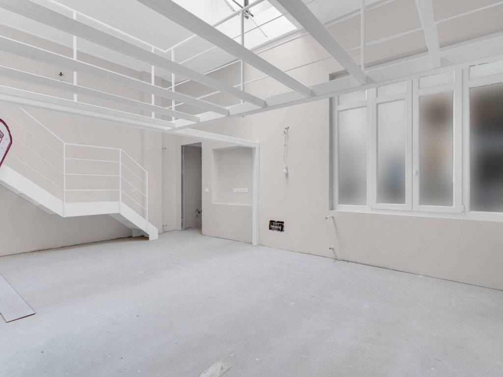 appartamento in vendita a Milano in zona Vigentino