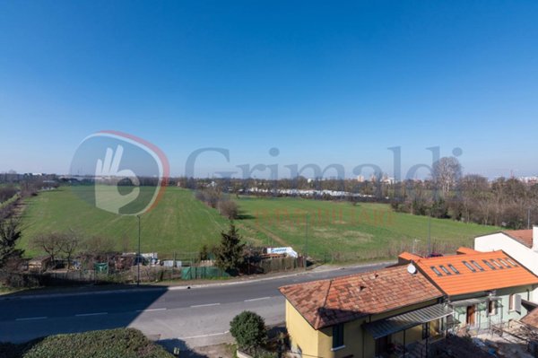 appartamento in vendita a Milano in zona Baggio