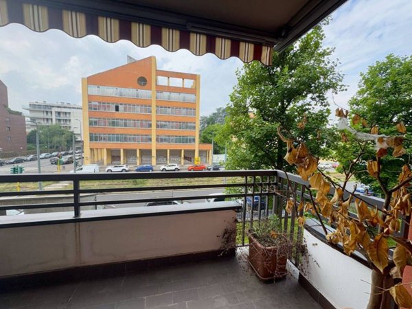 appartamento in vendita a Milano in zona Vigentino