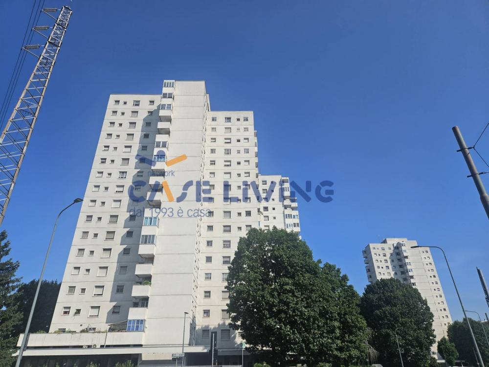 appartamento in vendita a Milano in zona Gratosoglio