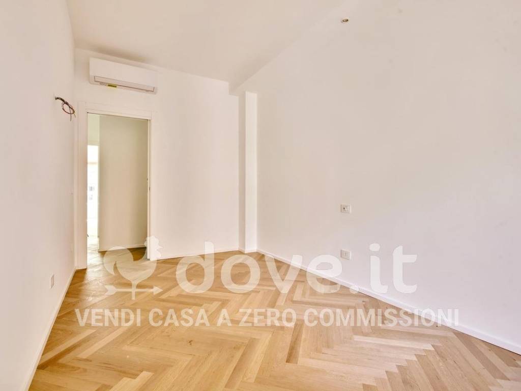 appartamento in vendita a Milano in zona Vigentino