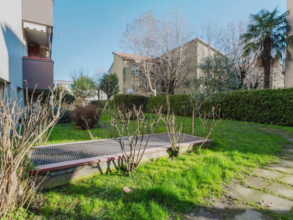 appartamento in vendita a Milano in zona Garegnano