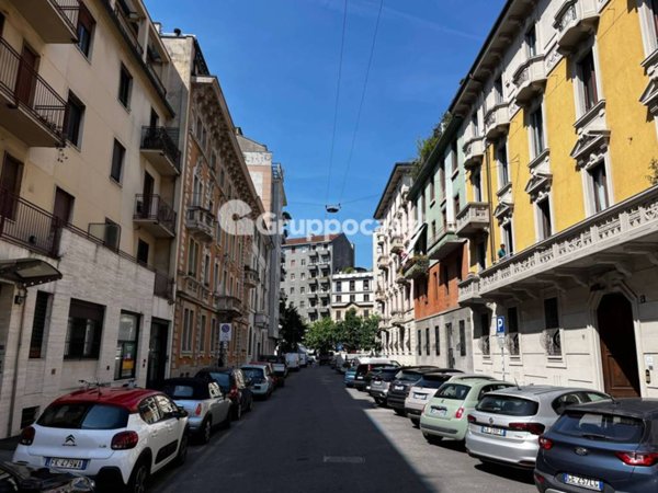 appartamento in vendita a Milano in zona Solari