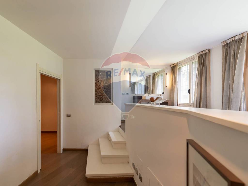 ufficio in vendita a Milano in zona Bovisa