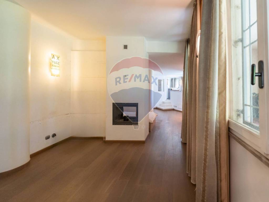 ufficio in vendita a Milano in zona Bovisa