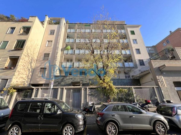appartamento in vendita a Milano in zona Porta Romana
