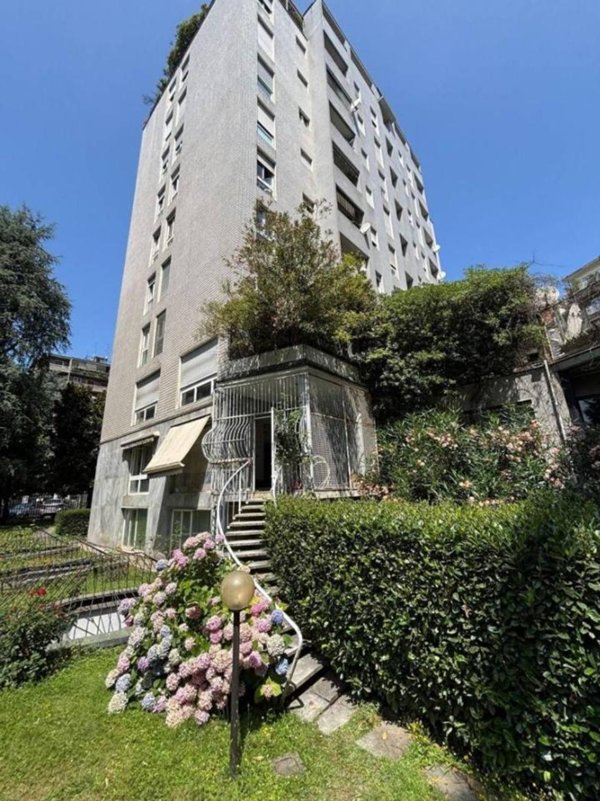 appartamento in vendita a Milano in zona Città Studi