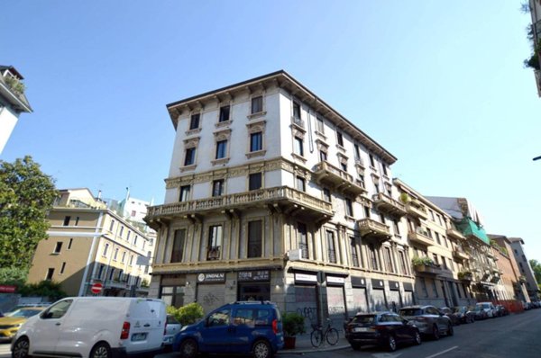 appartamento in vendita a Milano in zona Loreto