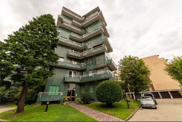 appartamento in vendita a Milano in zona San Cristoforo