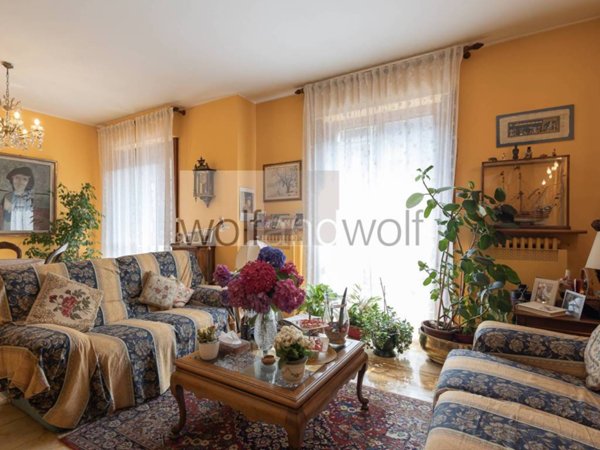 appartamento in vendita a Milano in zona Isola