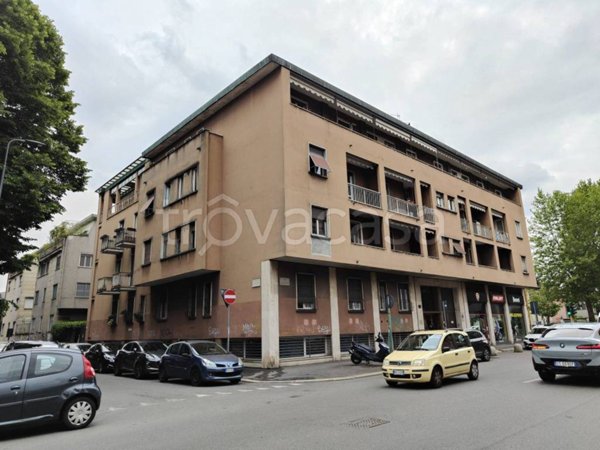 appartamento in vendita a Milano in zona Isola