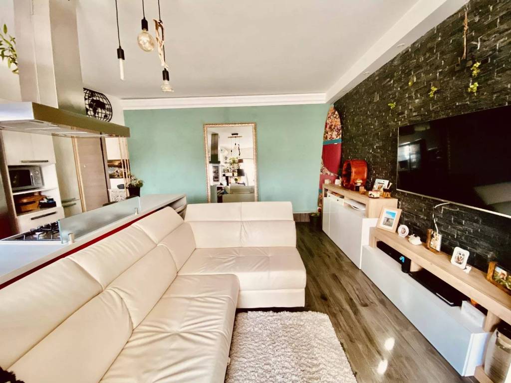 appartamento in vendita a Milano in zona Città Studi