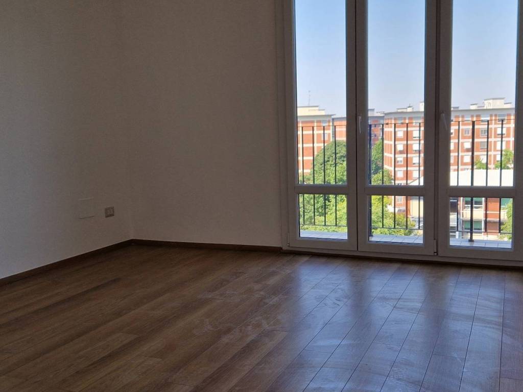 appartamento in vendita a Milano in zona Quartiere degli Olmi