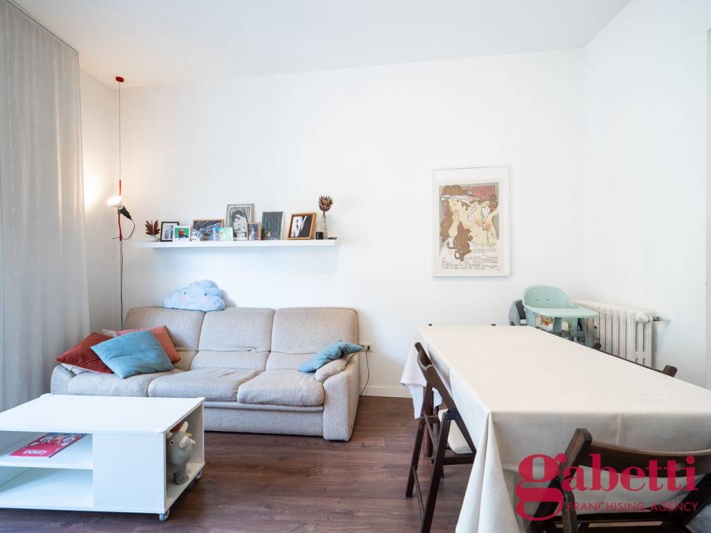 appartamento in vendita a Milano in zona Città Studi