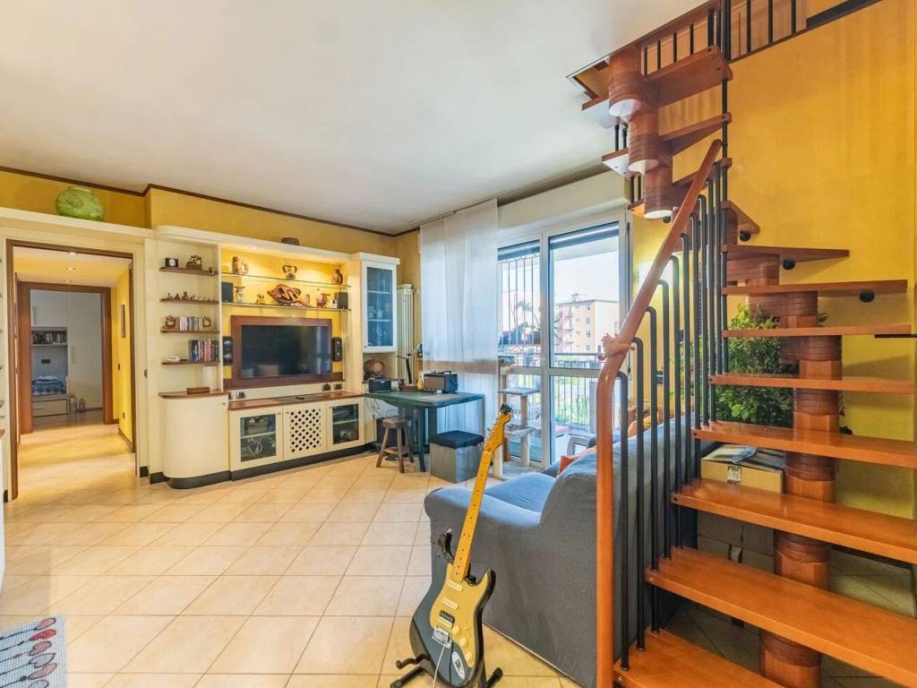 appartamento in vendita a Milano in zona Vigentino