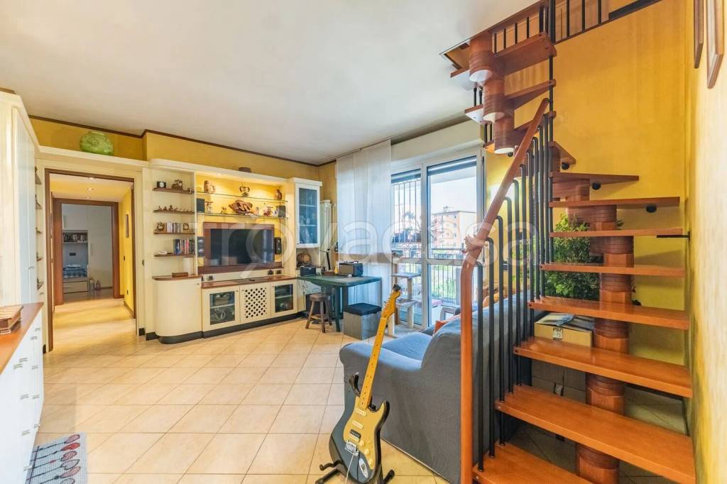 appartamento in vendita a Milano in zona Vigentino