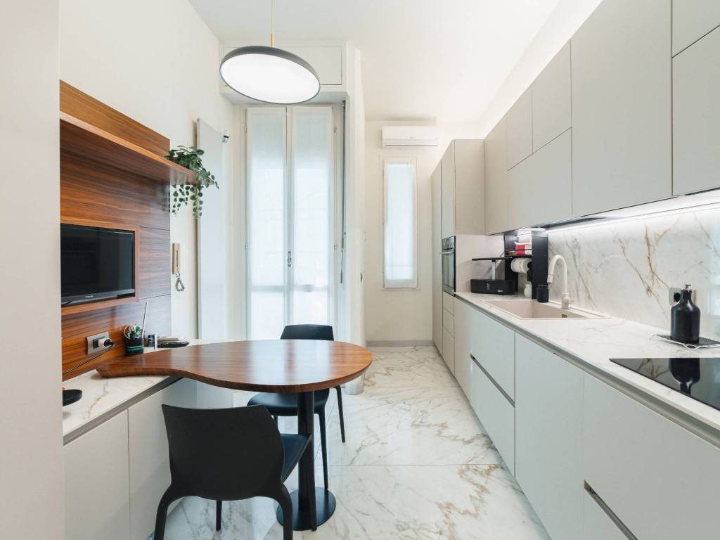 appartamento in vendita a Milano in zona Città Studi