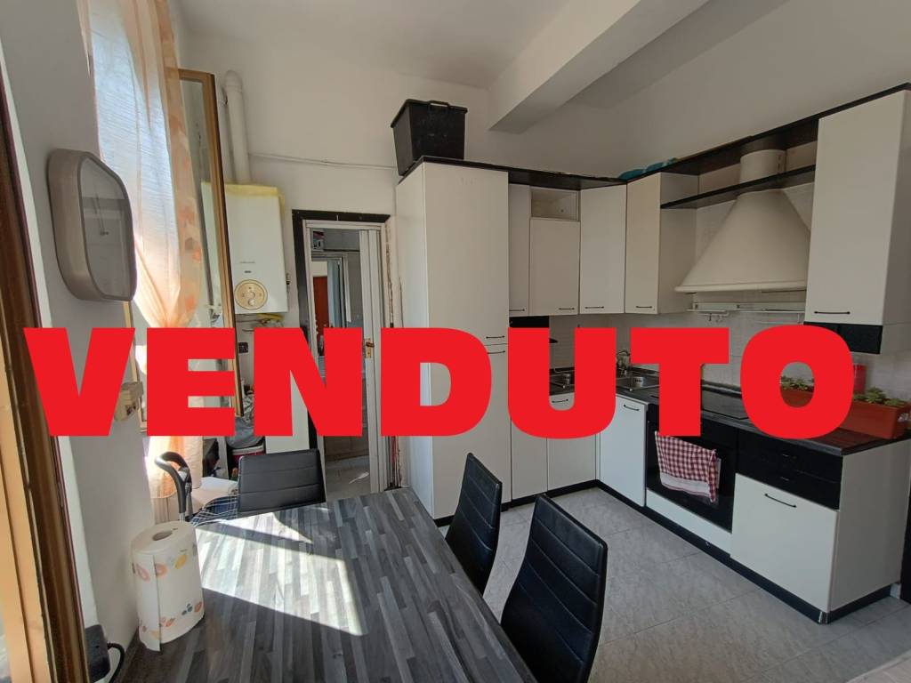 appartamento in vendita a Milano in zona Affori