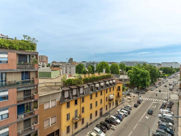 appartamento in vendita a Milano in zona Corvetto