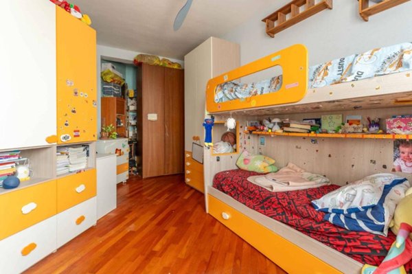 appartamento in vendita a Milano in zona Corvetto